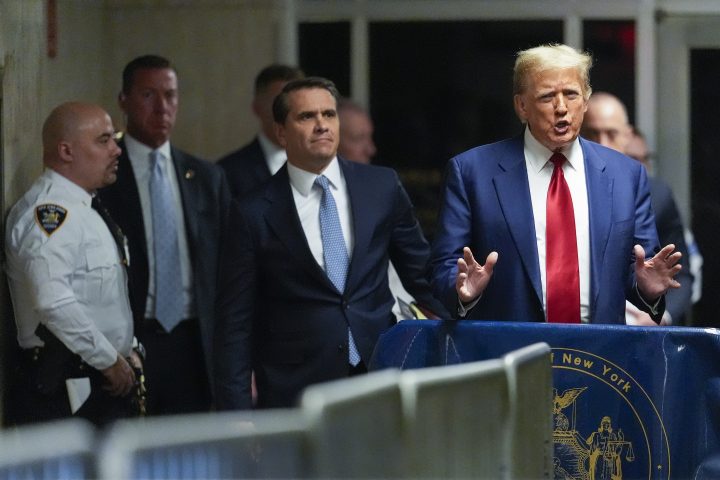 Апелативен съд в Ню Йорк се съгласи да спре събирането