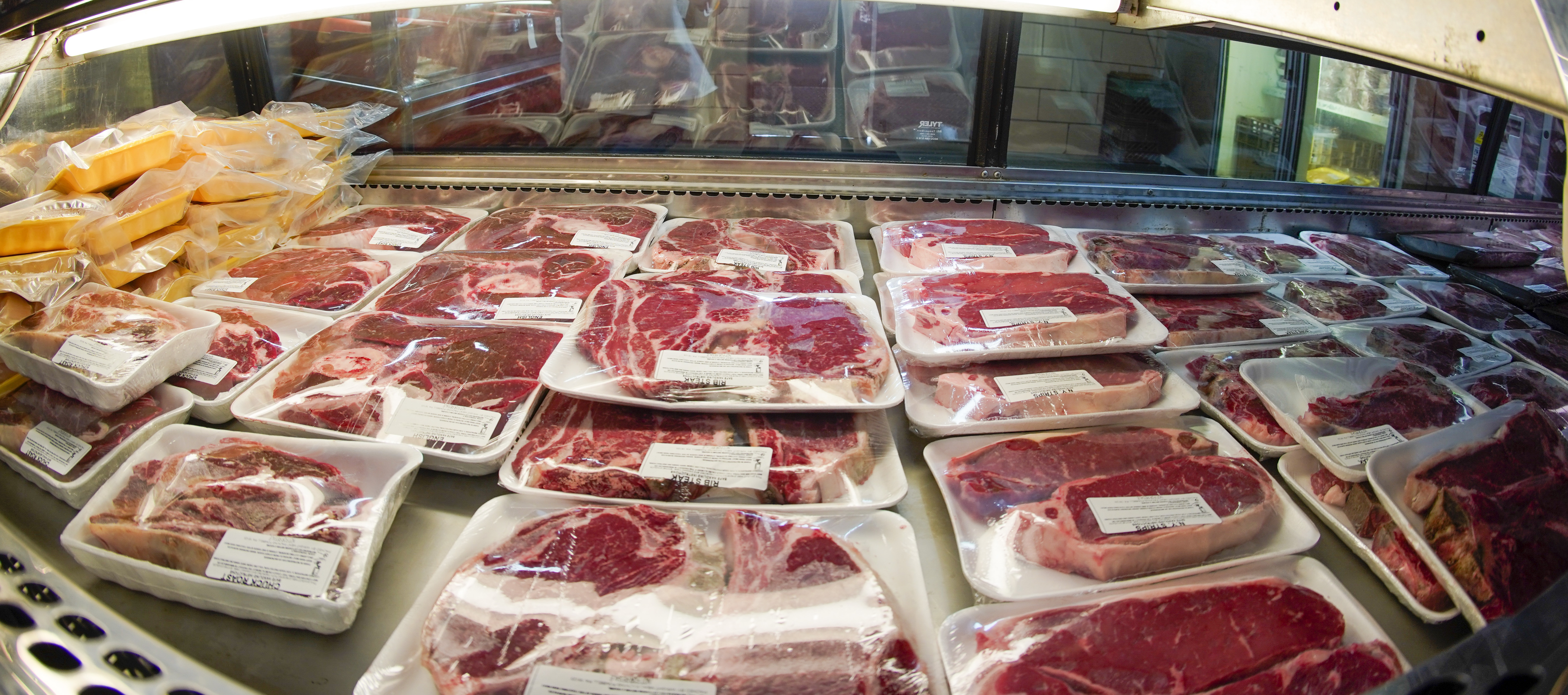 Winnipeg theft in spotlight after man arrested for stealing $10,000 worth of meat