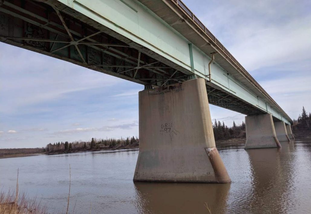 An undated photo of the Vinca Bridge across the North Saskatchewan River.