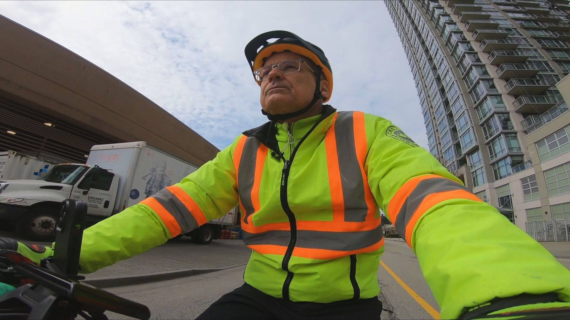 A B C кметът говори за опасностите за велосипедистите след инцидент