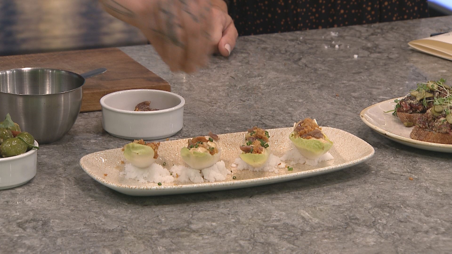 Една нововъзникваща хранителна тенденция за 2024 г е закуската Въпреки