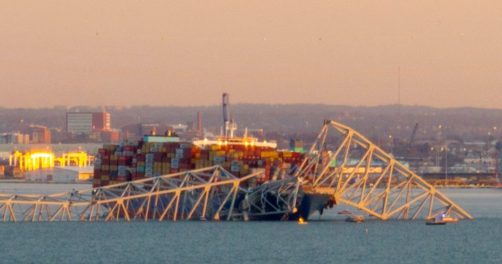Кораб с контейнери се блъсна в основен мост в Балтимор