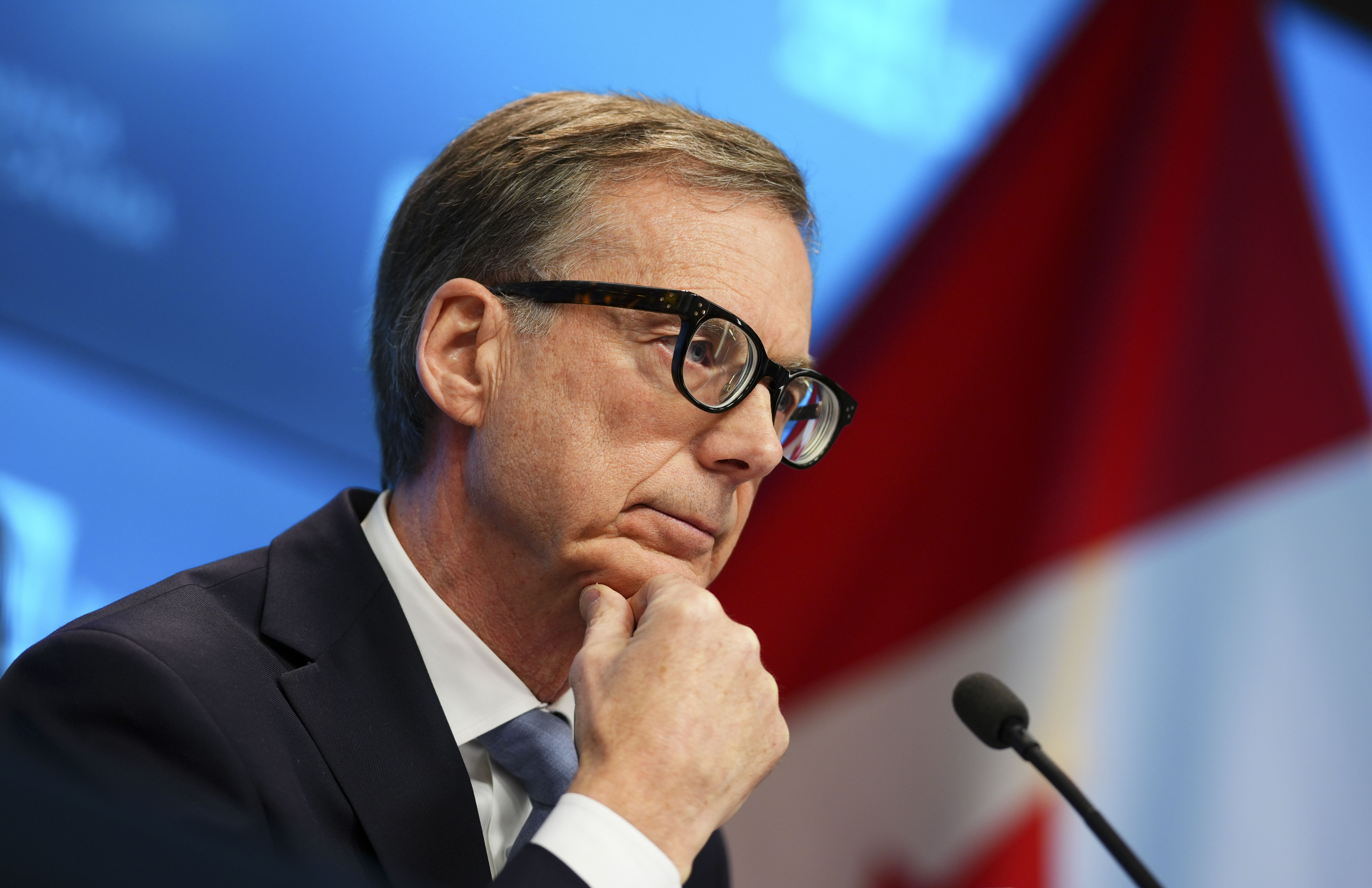 Очаква се централната банка на Канада да проповядва търпение при