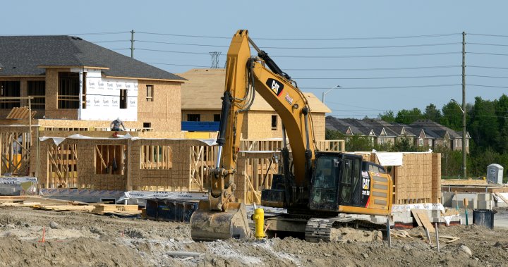 Канадски фирми казват, че жилищната криза ги принуждава да увеличат заплащането: проучване