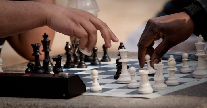 Международен турнир по шах изглежда е на път да продължи