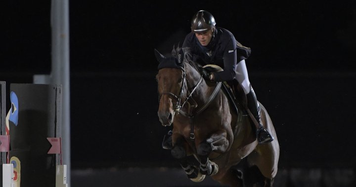Треньор по конен спорт в Келоуна Британска Колумбия е обвинен