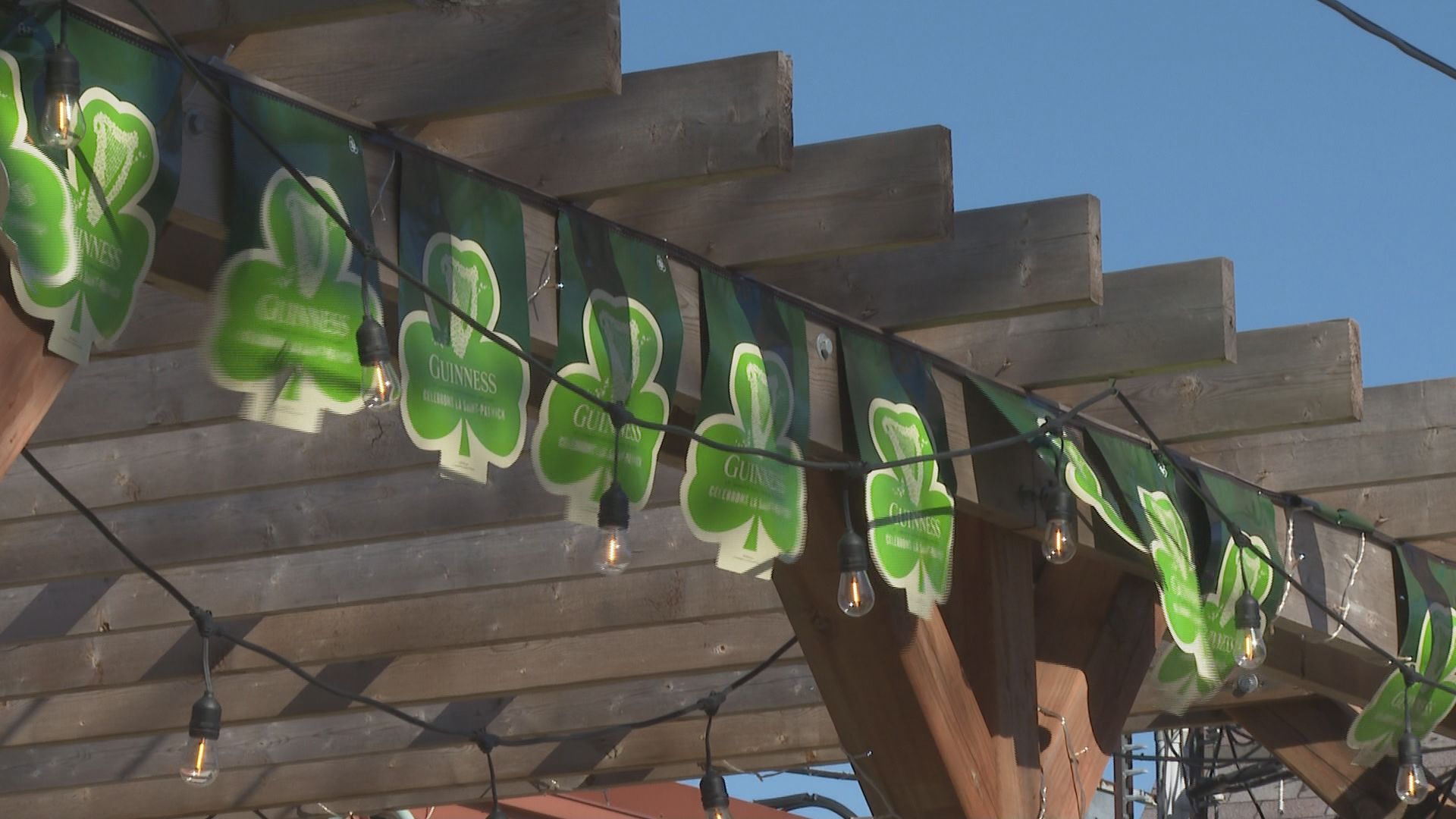 Главният маршал на парада на Хъдсън за Деня на Св