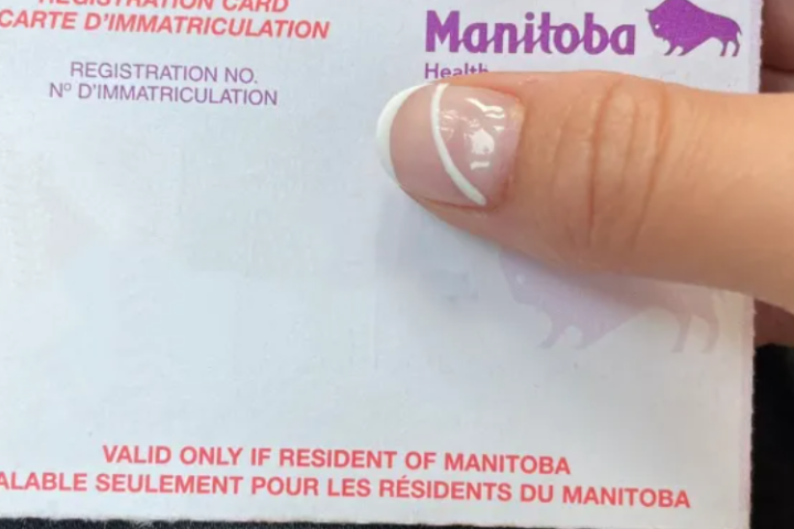 Manitoba government to replace paper health cards