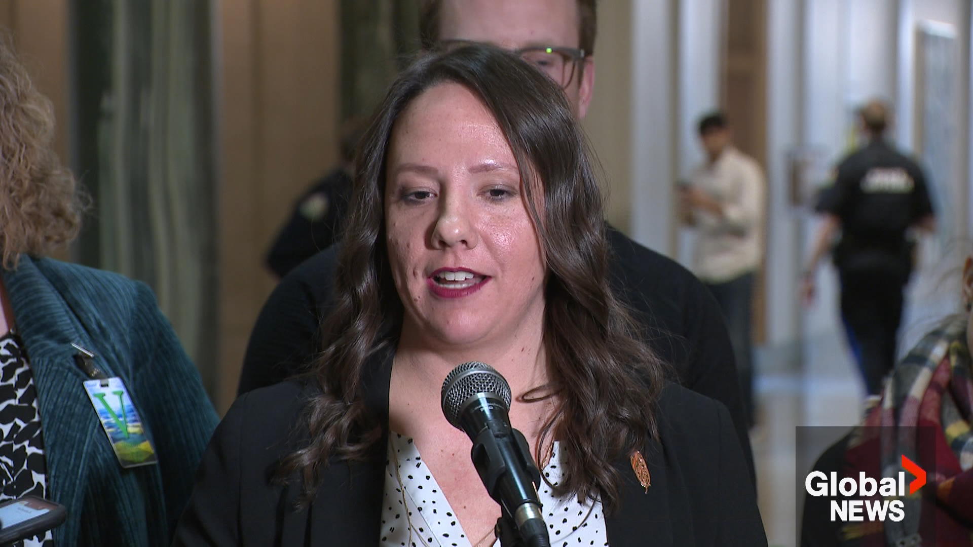 Санкцията за работа за управление в цялата провинция е към