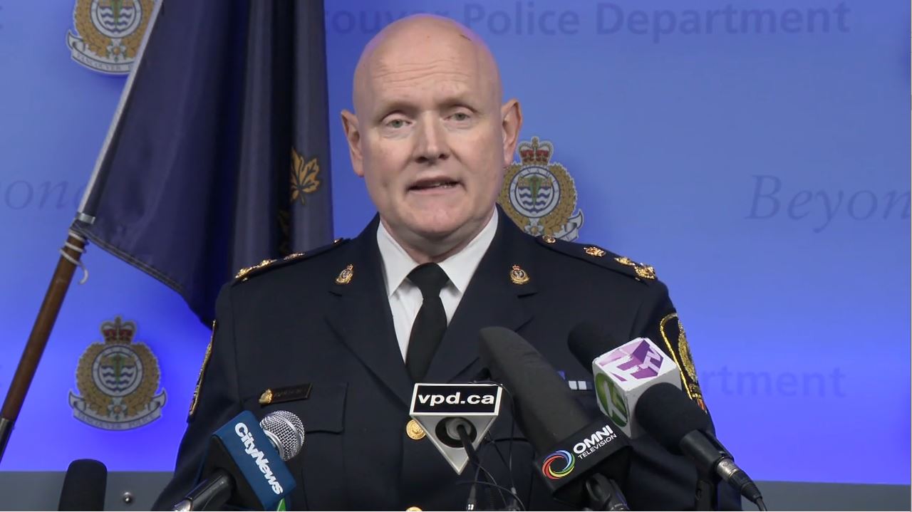 Мъж е арестуван и обвинен след страшен инцидент в центъра