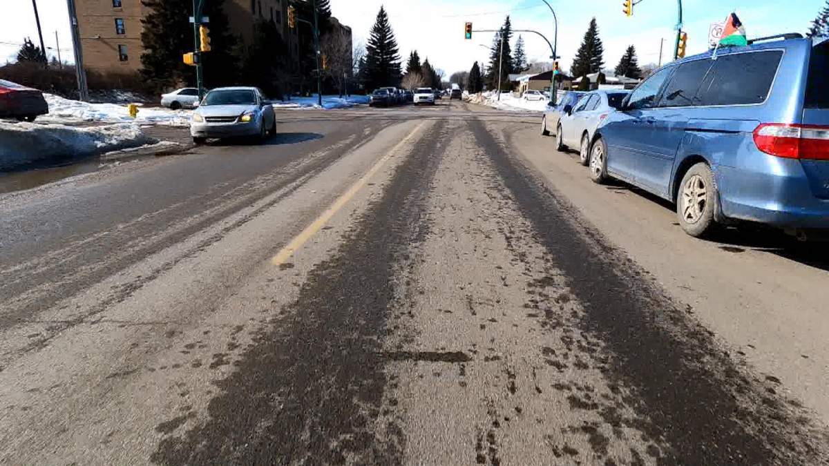 An amendment to the Traffic Bylaw in Saskatoon will prevent parking too close to crosswalks to create better visibility of pedestrians.