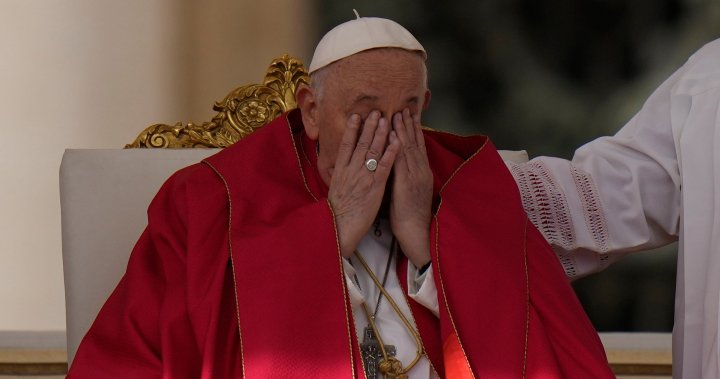 Папа Франциск пропусна проповедта на Цветница, тъй като здравето се колебае