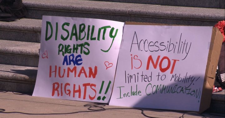 „Нужностите не са изпълнени“: Митинг се проведе в центъра на Ванкувър за проблеми с достъпността
