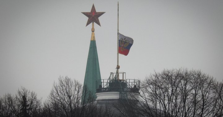 Русия спусна знамената наполовина в неделя за ден на траур