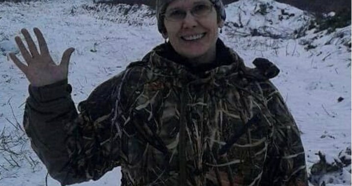 Жена от Армстронг, Британска Колумбия, обвинена в смъртоносно прострелване на