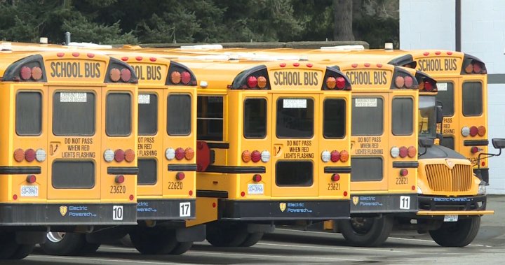 Sooke School District обмисля нова такса за училищен автобус, за да покрие нарастващите разходи