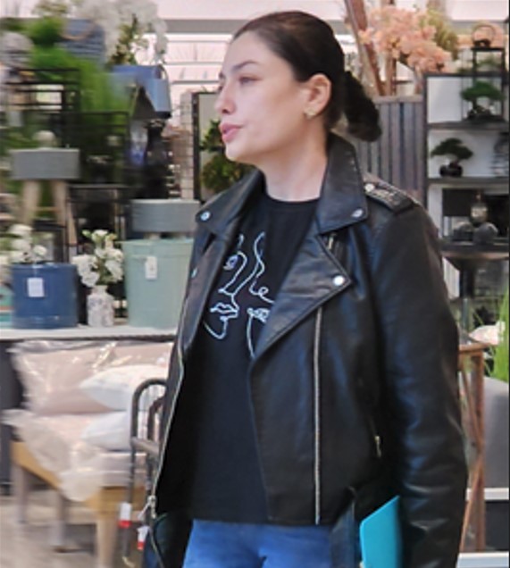 Екип от потенциални измамници които се преструват че имат увреждания