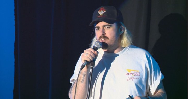 Отрезвяването се празнува в комедийния клуб във Ванкувър