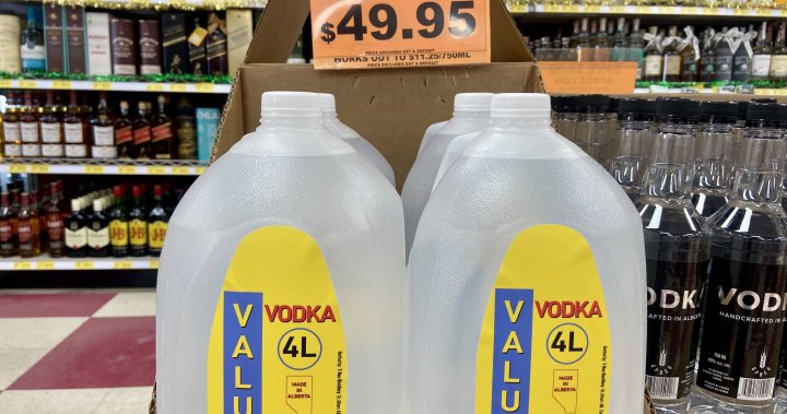 Алберта няма да наложи минимални цени на алкохола след спора с кана за 4-литрова водка