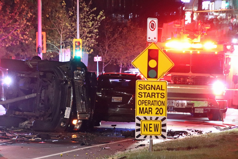 Катастрофа на три превозни средства в Съри Британска Колумбия изпрати