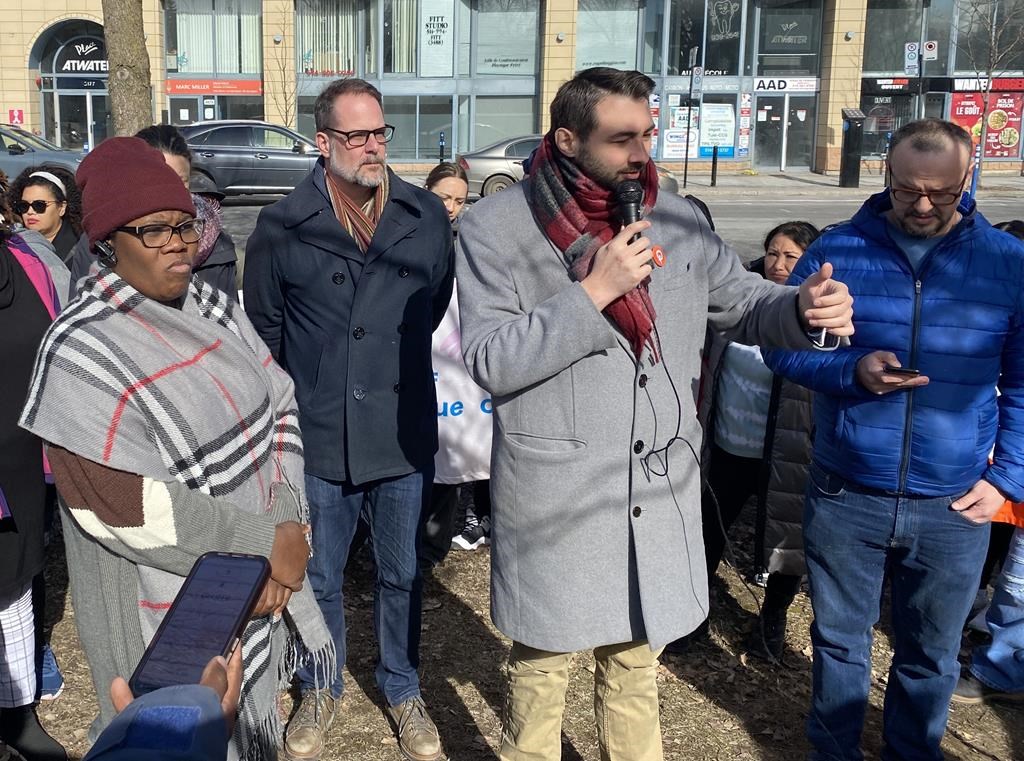 Застъпници на семейство от Монреал което се бори с депортиране