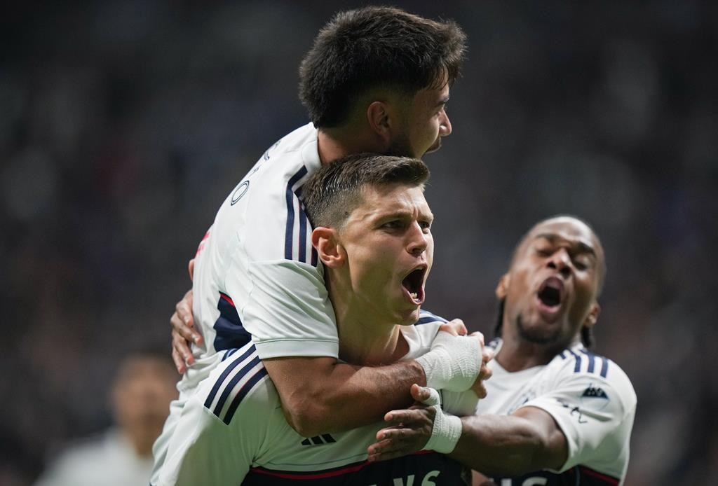 Ванкувър Уайткепс имаха намерение да получат по добър старт на своя сезон във