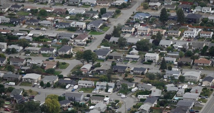 Продажбите на жилища в Британска Колумбия са намалели с почти