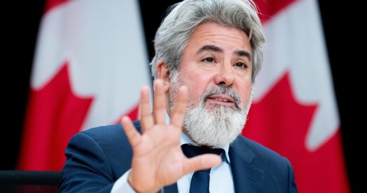 Квебекският либерал, депутат Пабло Родригес казва, че осъжда тона, възприет