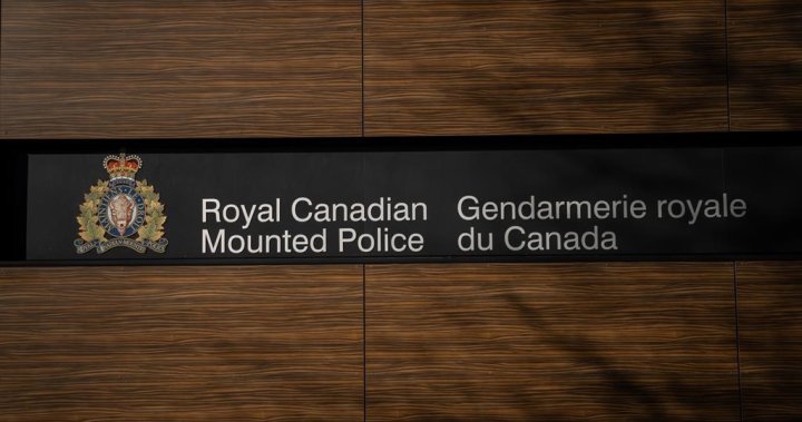 Издирван мъж в ареста след преследване пеша и с превозно средство: Върнън RCMP