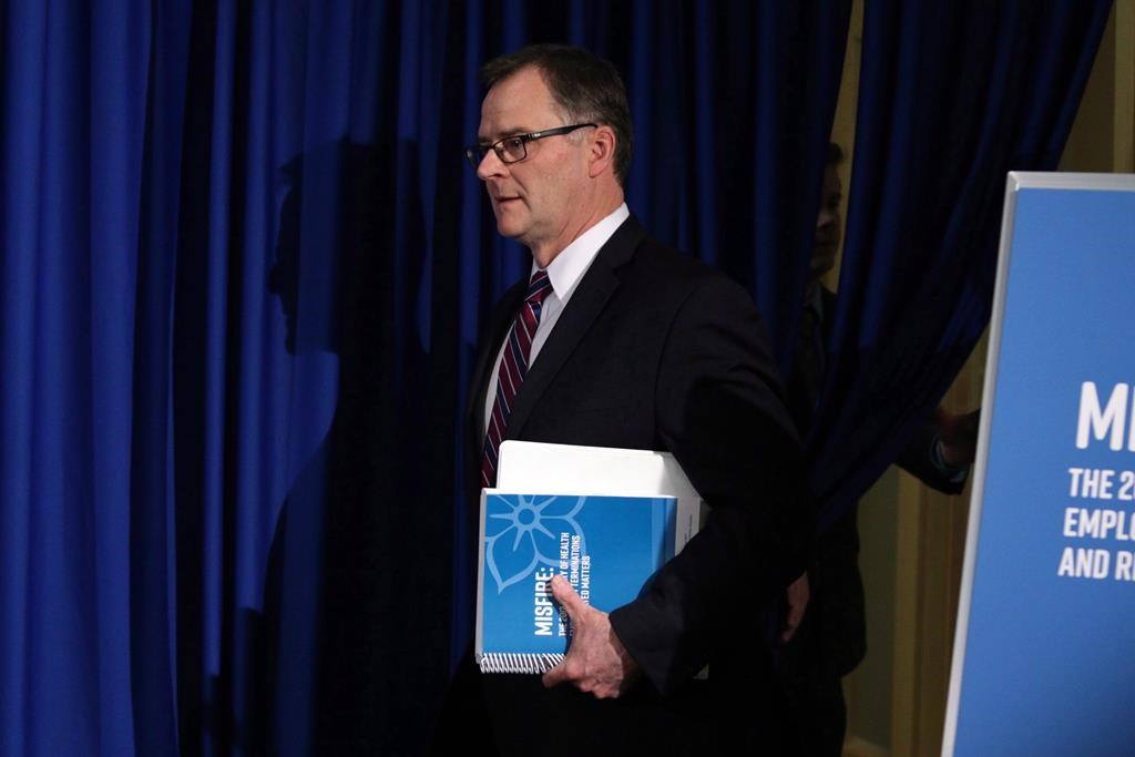 Омбудсманът на Британска Колумбия казва че Министерството на децата и