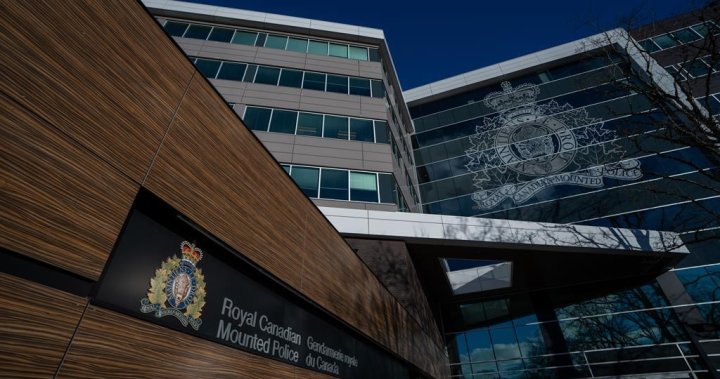 A B.C. правителствен адвокат казва, че съдебните документи в полицейски