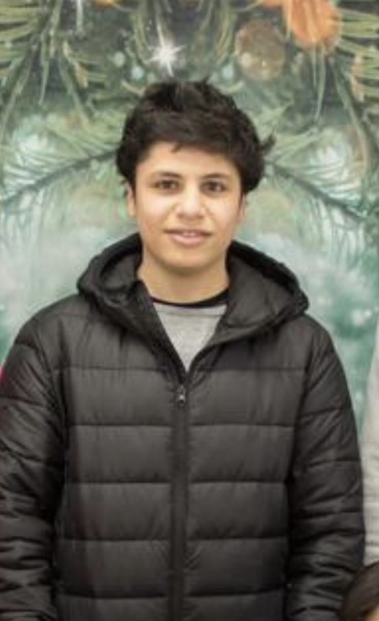 Родителите на тийнейджър който беше убит по рано тази седмица казват