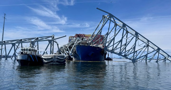 Срутване на моста в Балтимор: Алтернативен канал вече е отворен за кораби за почистване