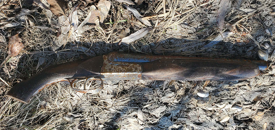 Manitoba RCMP are investigating this shotgun, found on a Gimli beach. 
