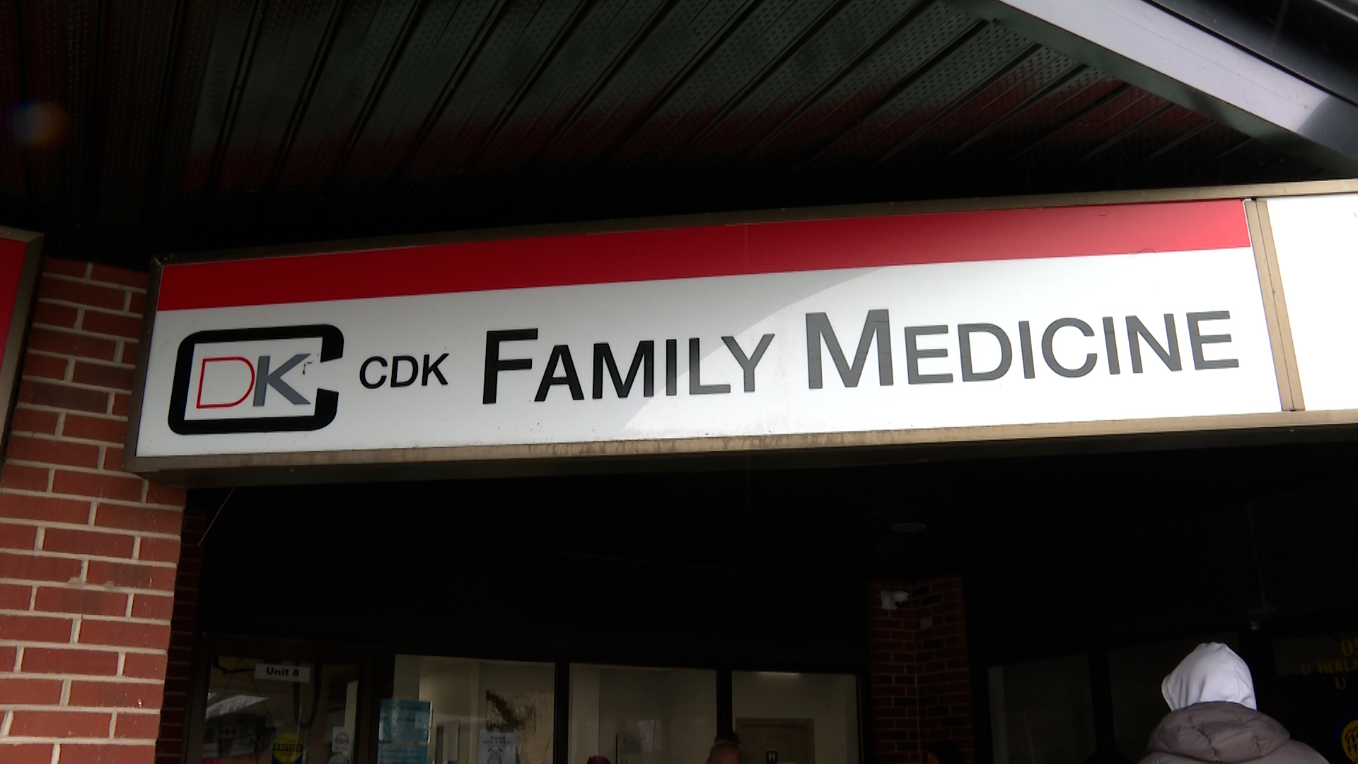 Хладната мрачна и дъждовна сутрин не попречи на Питър Макдоналд