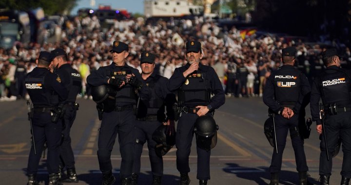 La France et l’Espagne renforcent leur sécurité alors que l’État islamique menace les matchs de la Ligue des champions – National