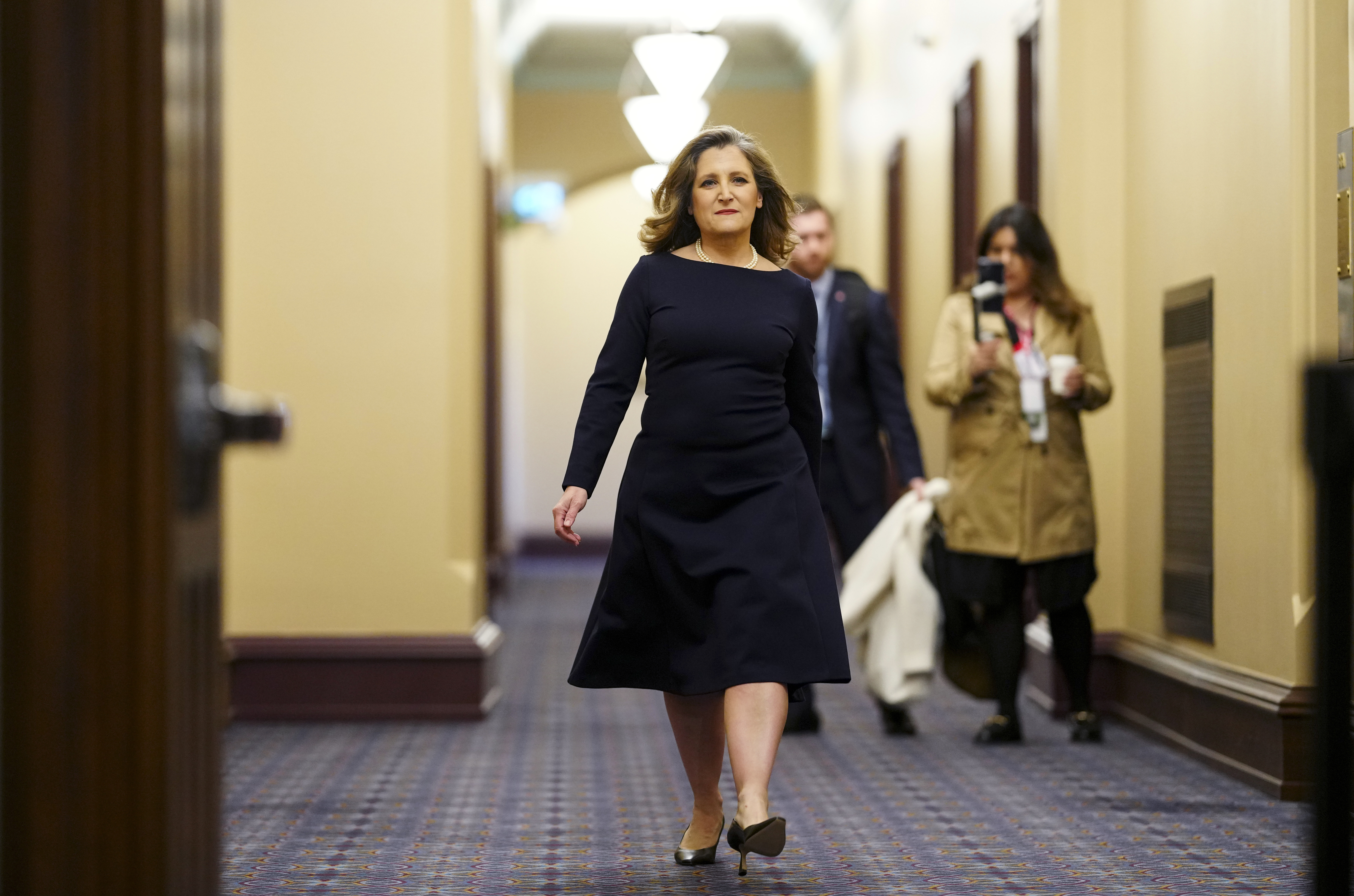 Ако вашият шеф се обади изпрати SMS или имейл след