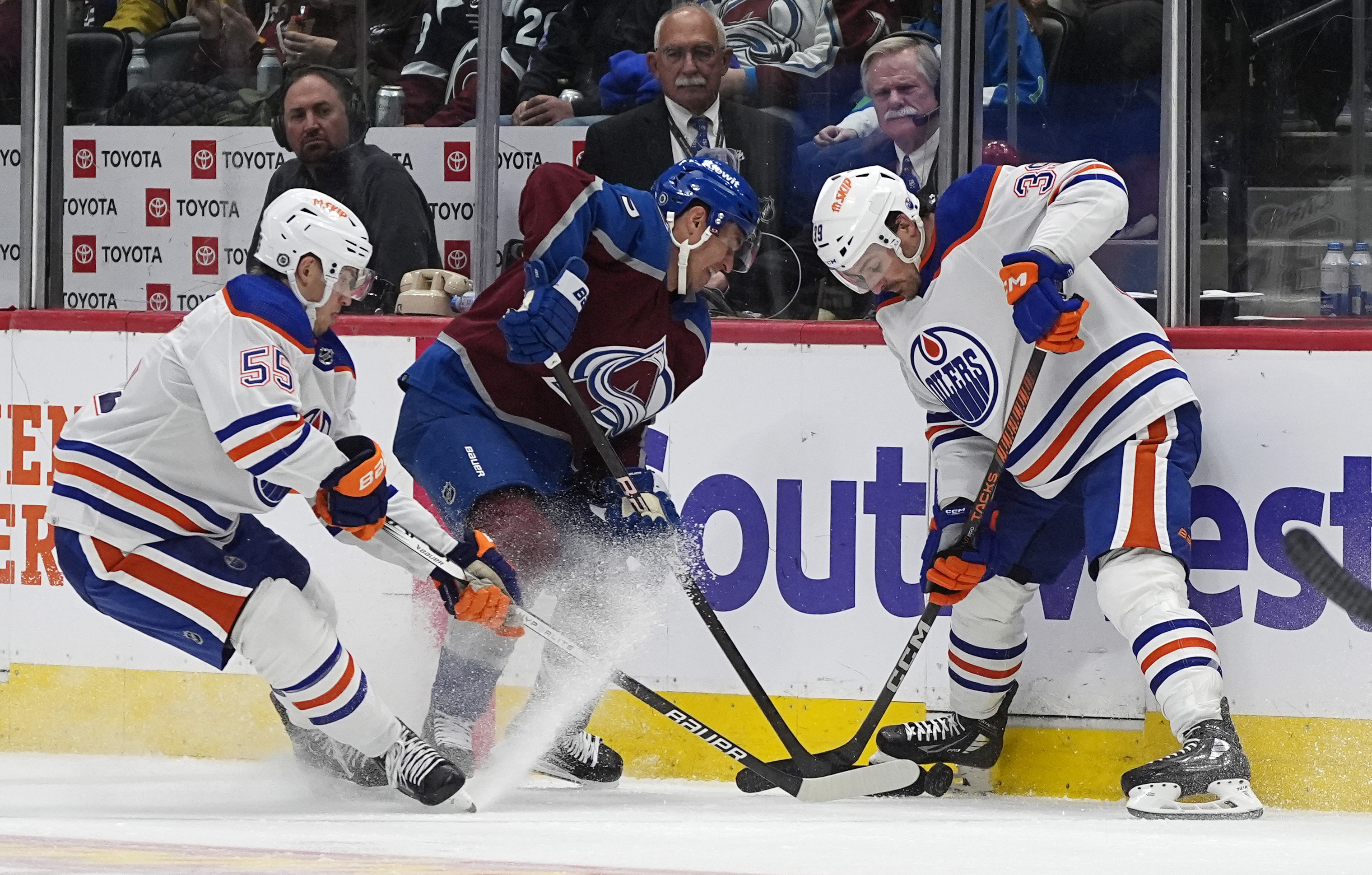 Редовният сезон на Едмънтън Ойлърс завърши със загуба с 5 1