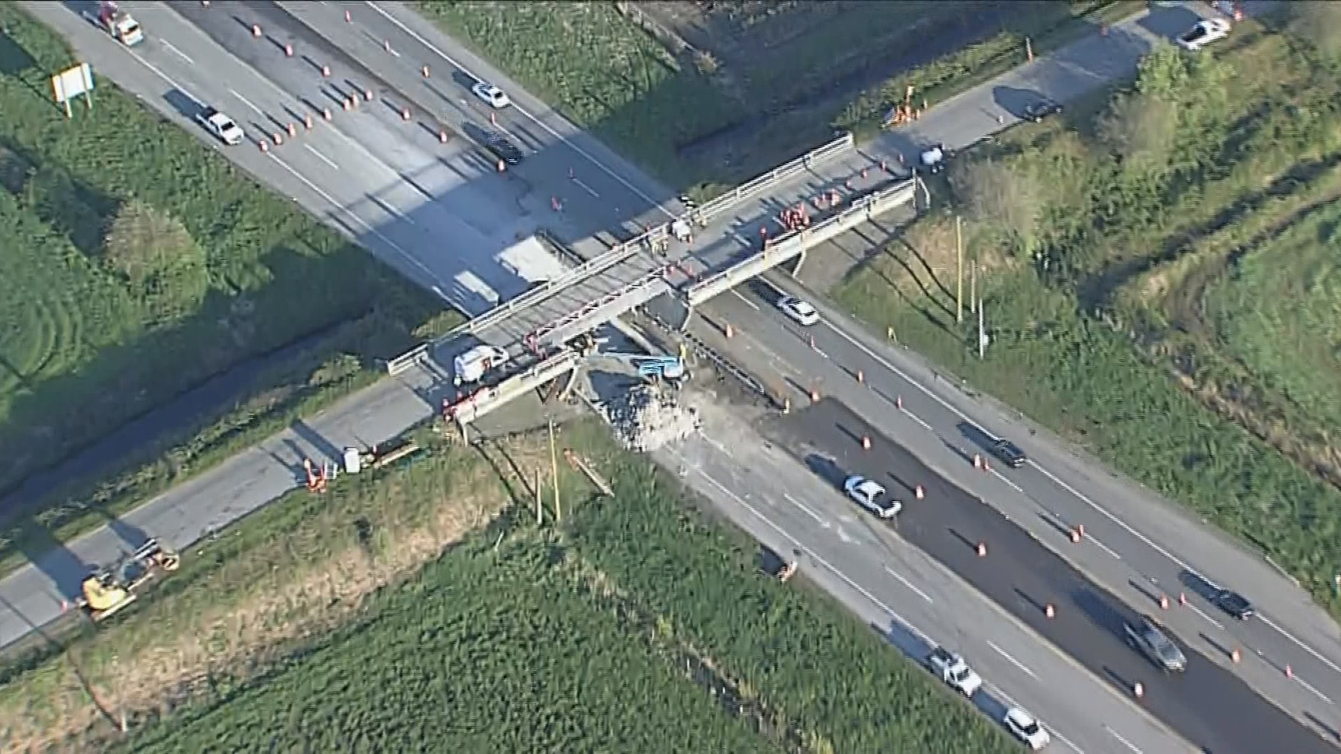 Work underway to repair overpass strike damages on Highway 99