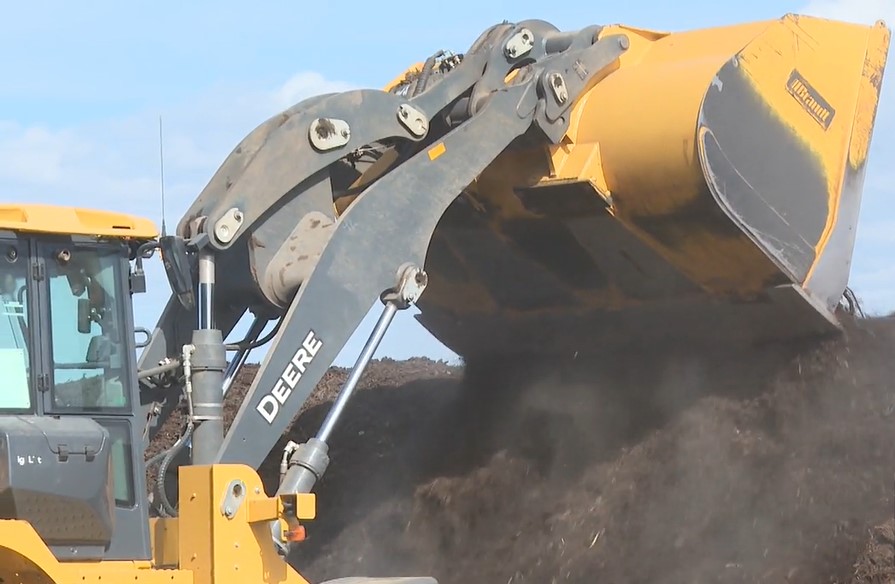 Според градската управа на град Летбридж почти шест милиона килограма