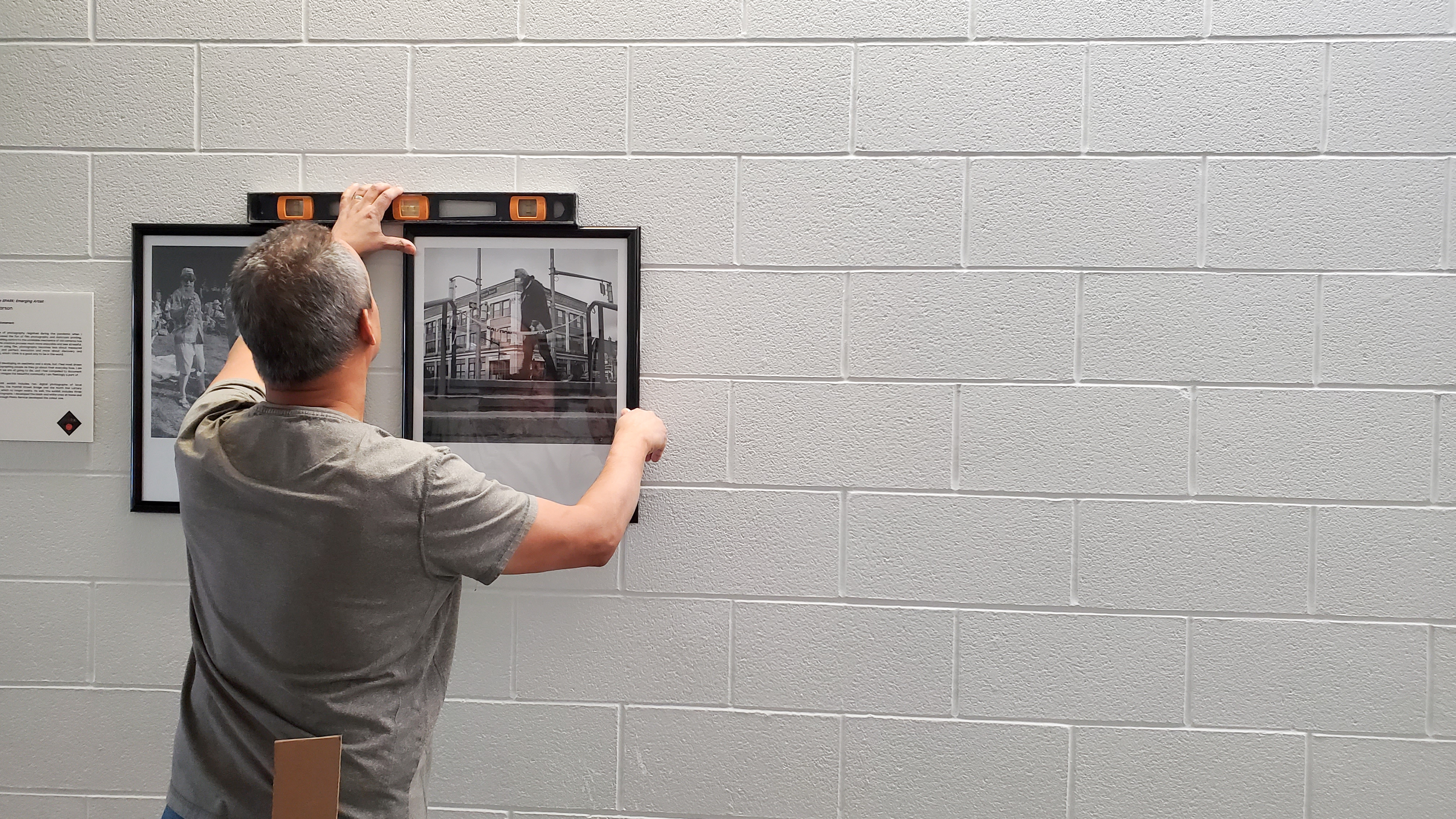 11 ият годишен фотофестивал Spark е в ход в град и