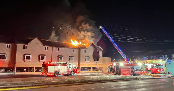Пожар избухна в многоквартирна къща в Реджина рано в събота