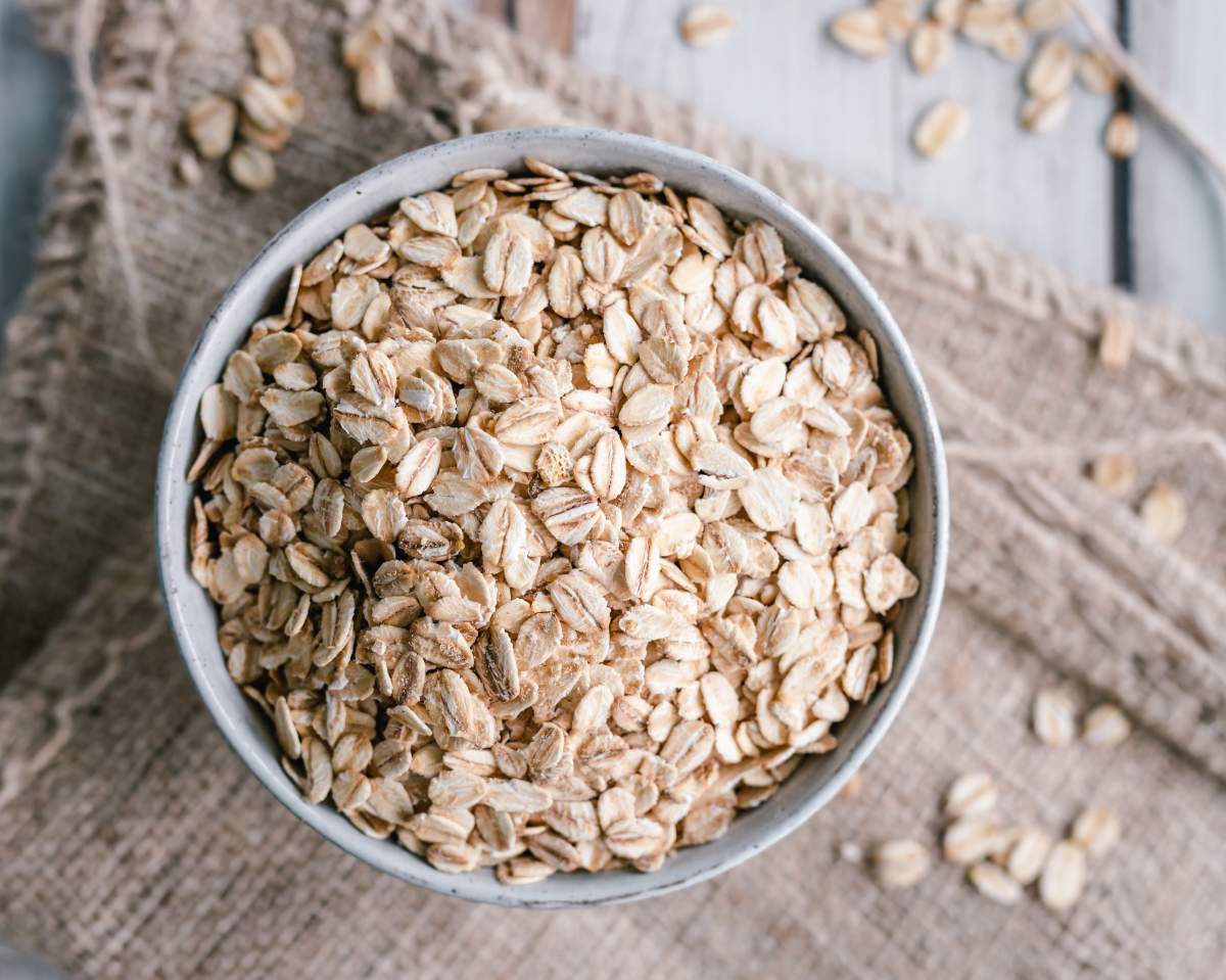 Overhead view of a bowl of Rolled oats