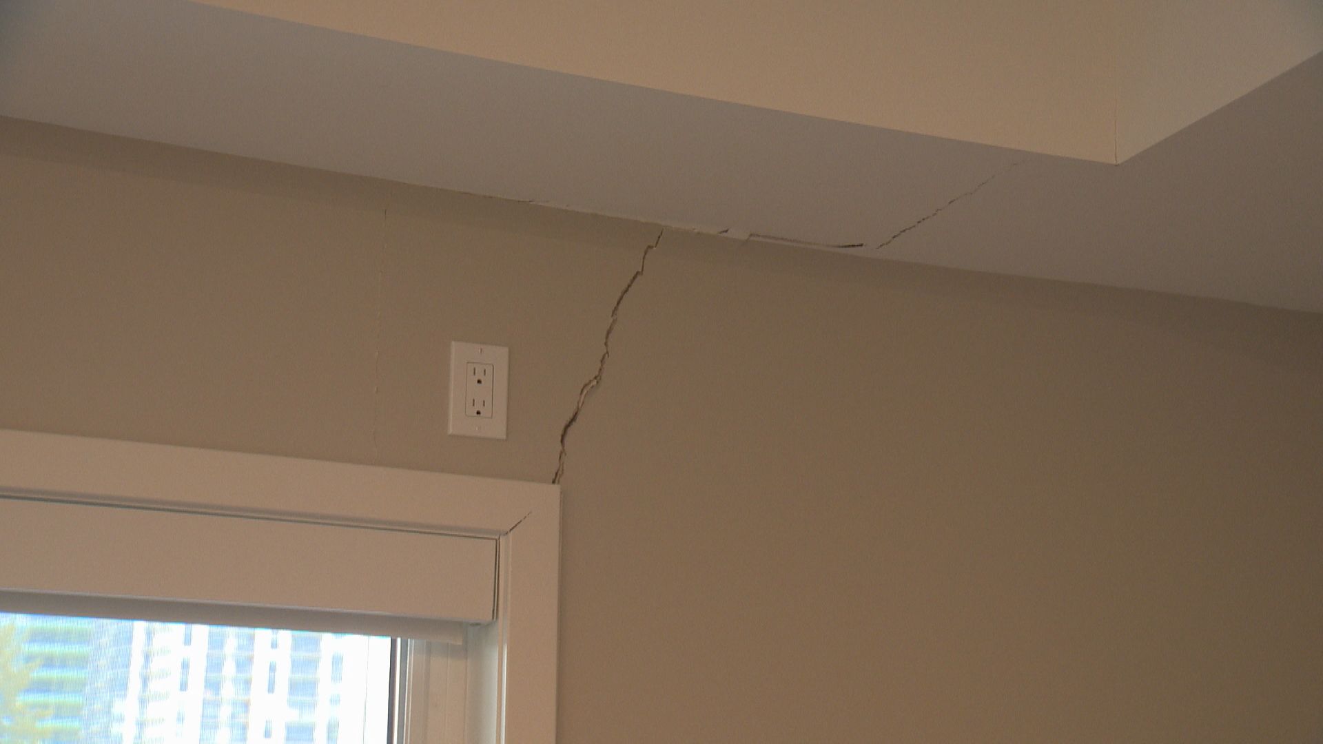 Джеймс Хадграфт се гордееше че живее в субсидираната жилищна сграда