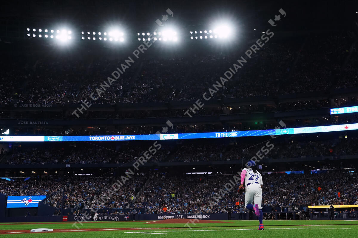 Къде е така наречената Home Plate Lady Това беше въпросът сред