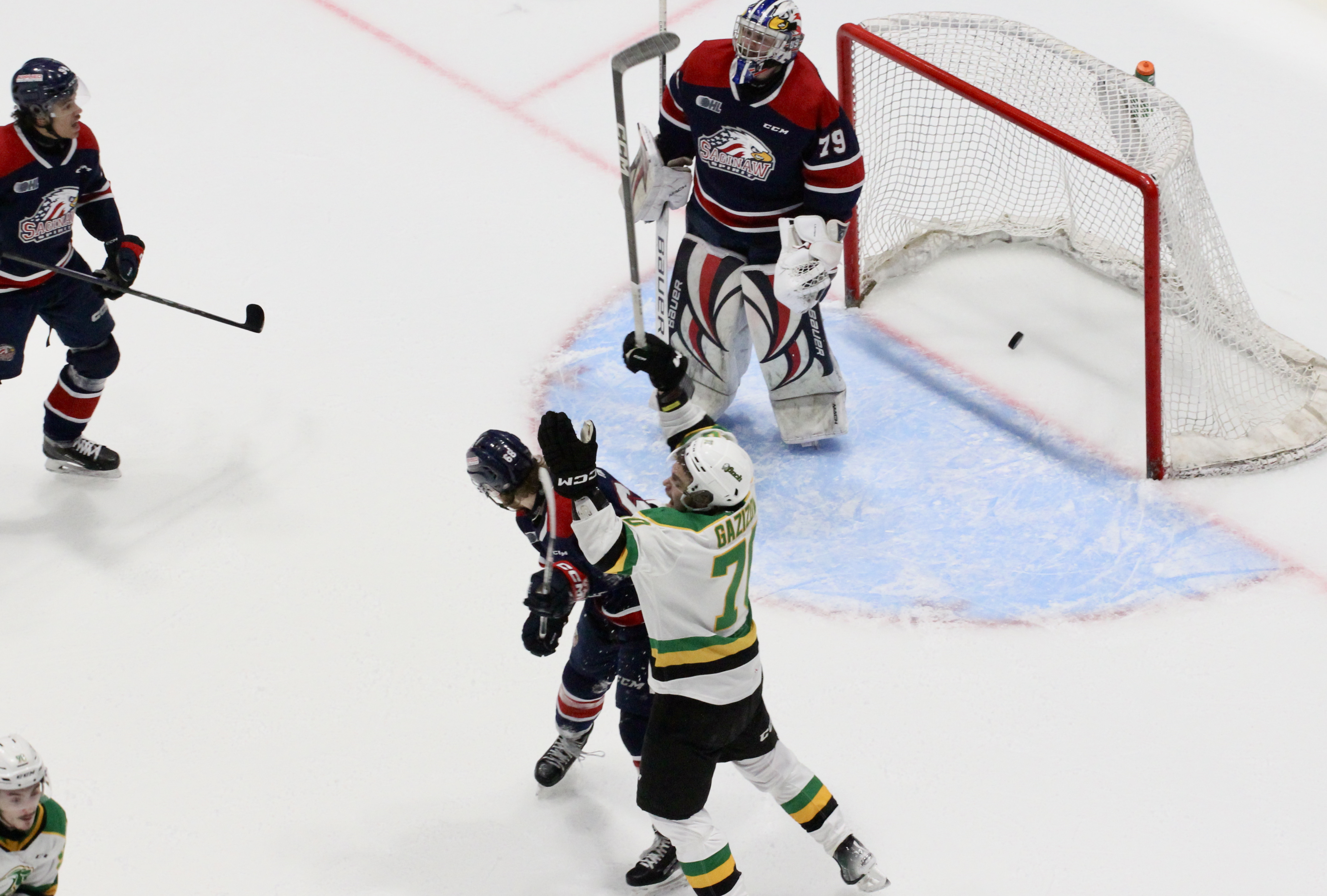 Home ice advantage holds between London Knights and Saginaw as Spirit
win Game 3