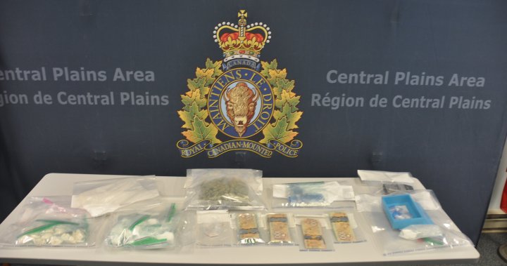 Приблизително 65 000 долара в наркотици, конфискувани по време на Portage la Prairie, Man. search