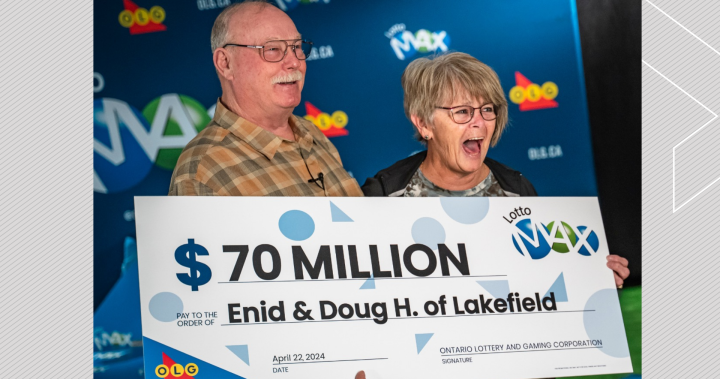 „Това е наистина благословия“: Лейкфийлд, Онтарио, двойка празнува печалба от $70 милиона от Lotto Max