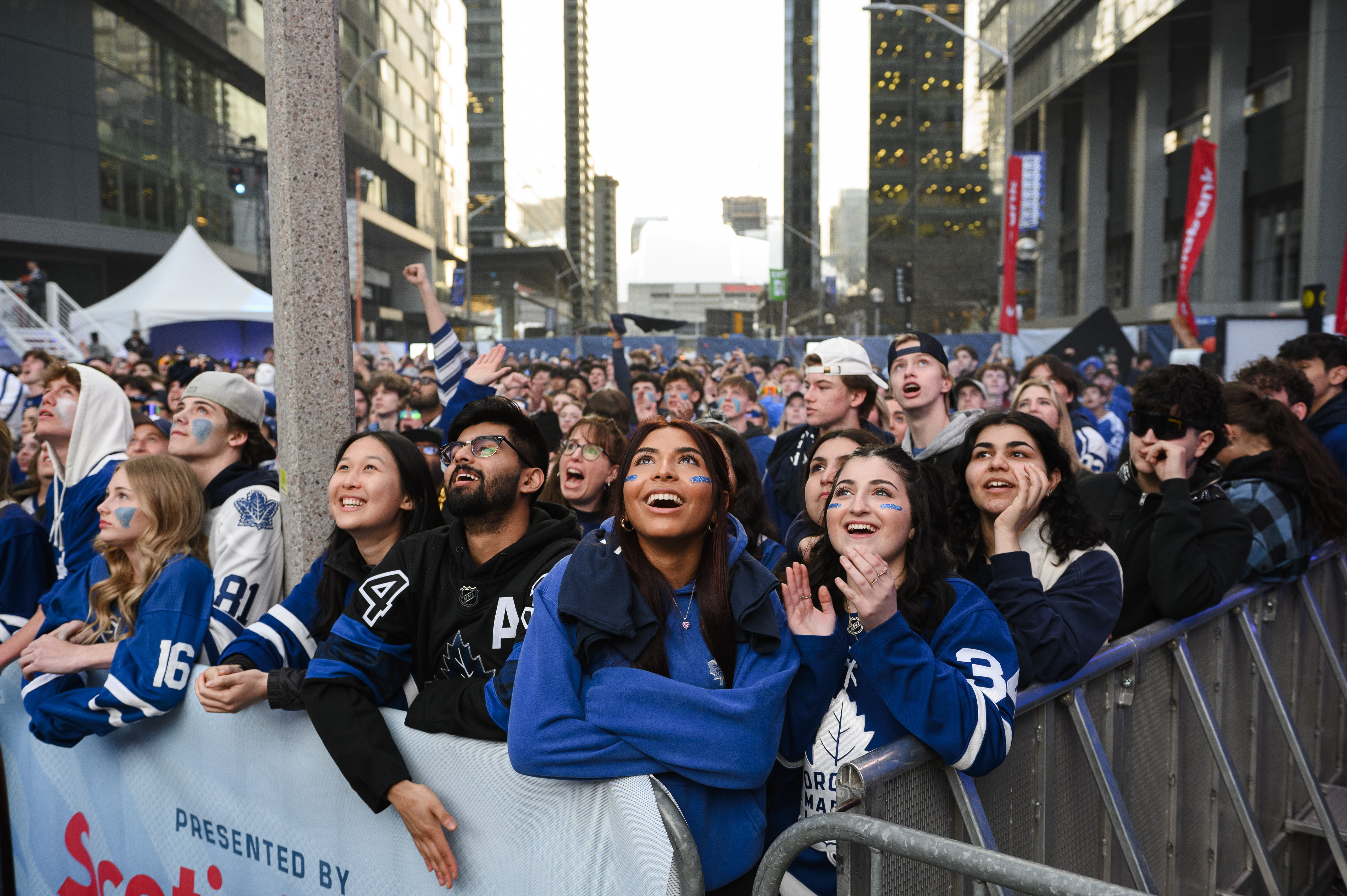 Toronto Maple Leafs разкриват нови изживявания на феновете докато се