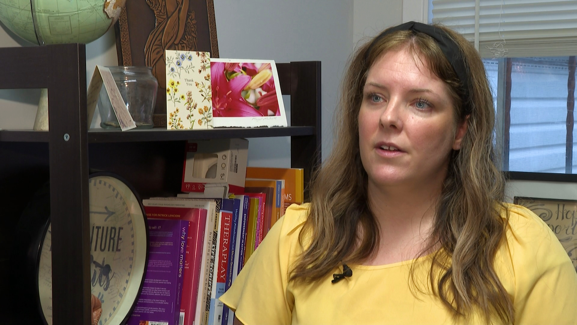 Организация в Нова Скотия която осигурява жилищна подкрепа за жени